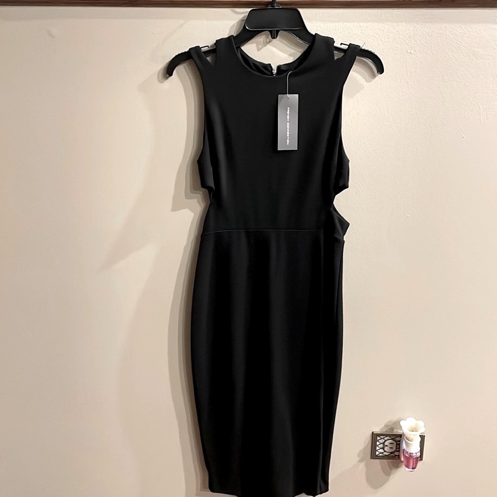 NWT FRENCH CONNECTION Whisper Lula black cut out dress sheath stretch size 6
